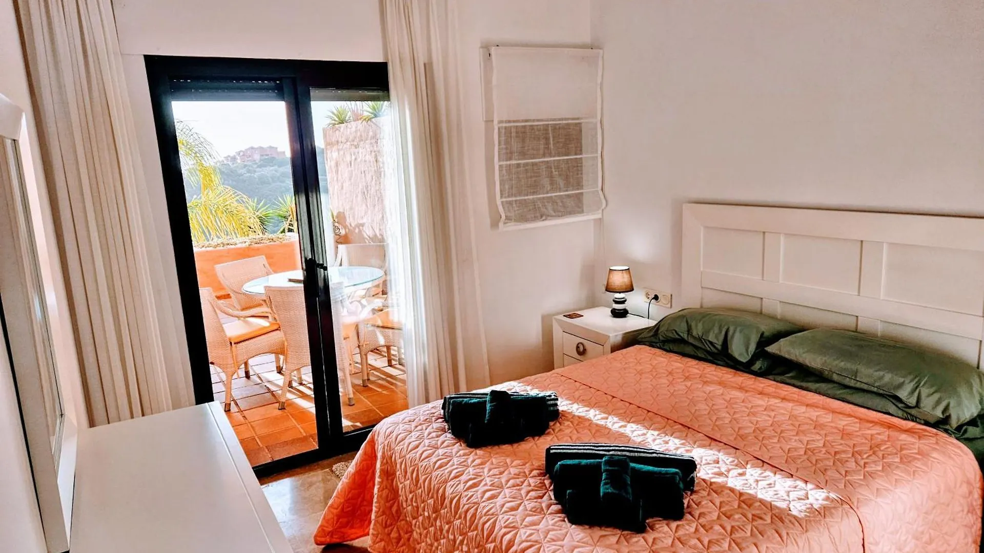 Coto Real Duquesa 2 Bed Spectacular Sea And Pool Views Lejlighed Manilva